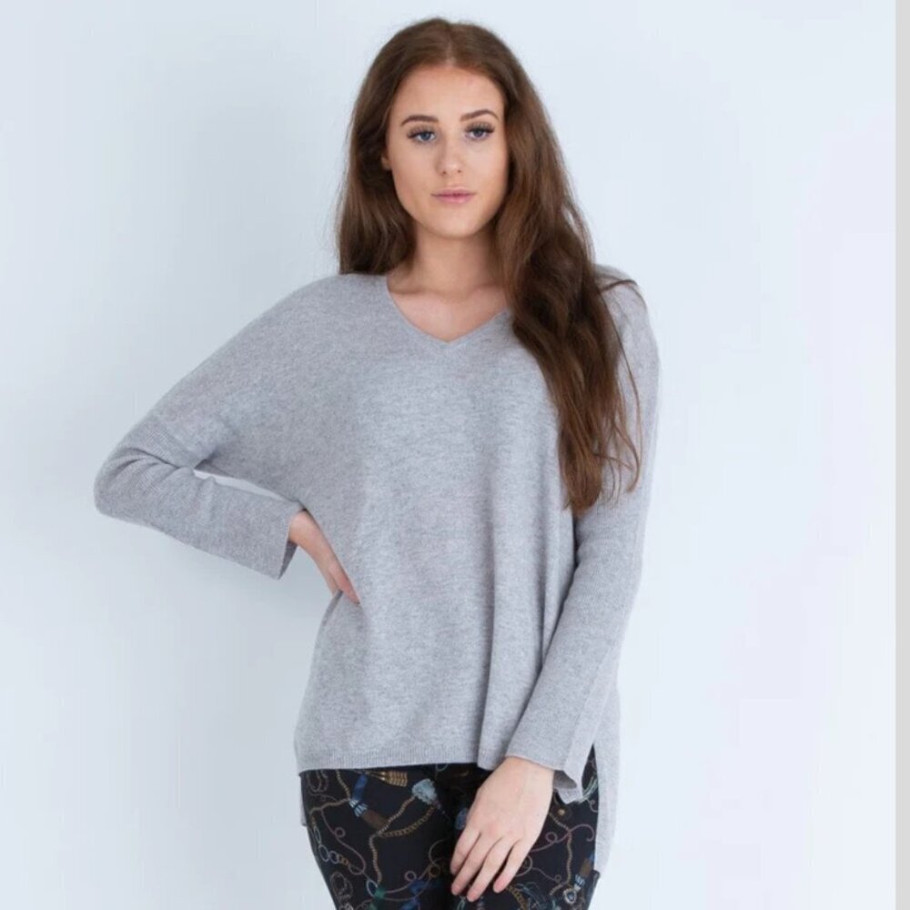 Brodie Gray Cashmere Brodie Ribbed Sleeves V-Neck Sweater 20457